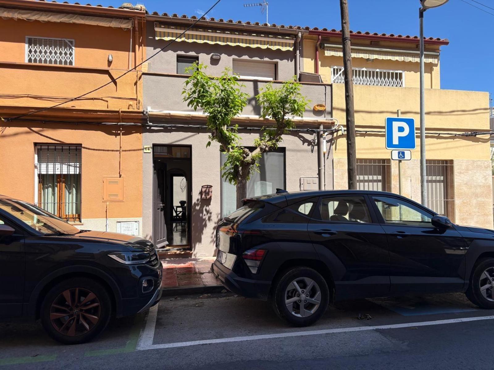 Casita De La Playa Con Parking Villa Palamos Bagian luar foto